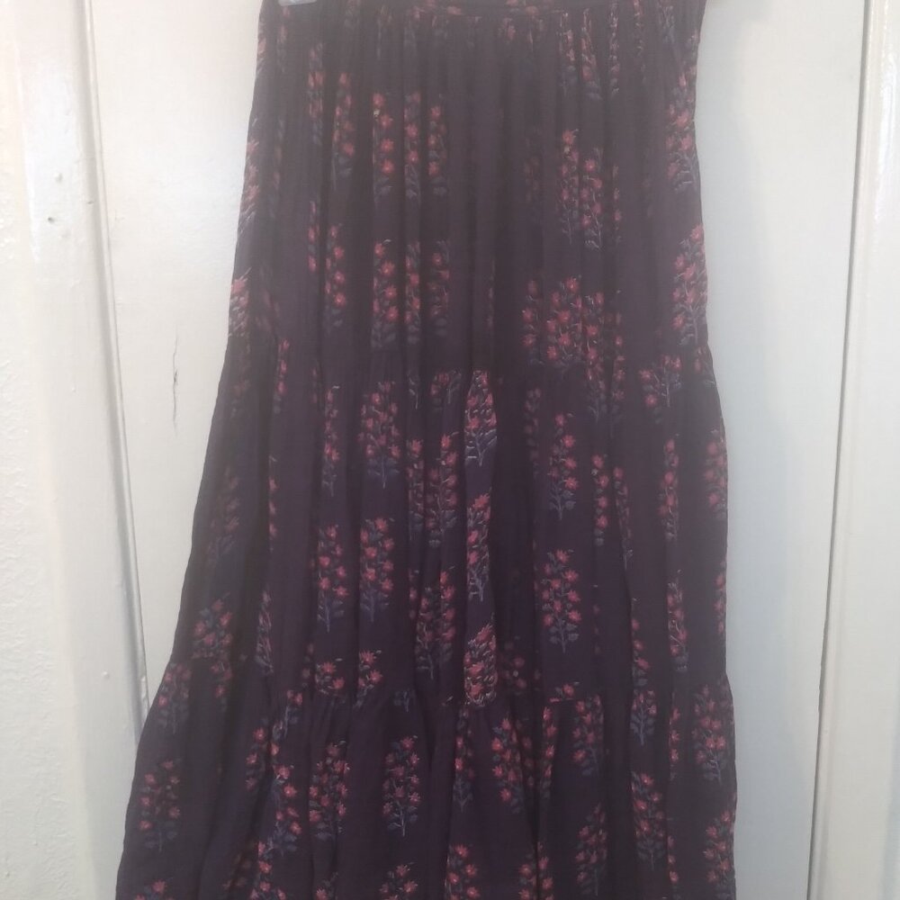 Women's Sz. S Beautiful Vintage Adini Skirt, Purple w/Red Flowers, Preowned